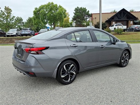 New 2025 Nissan Versa SR w/ Trunk Package image 10