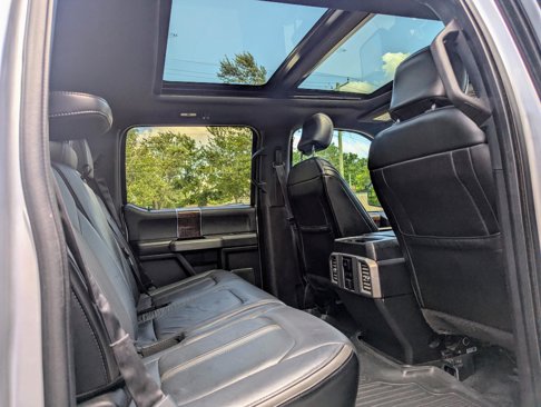 Used 2015 Ford F150 Platinum w/ Equipment Group 701A Luxury image 10