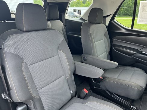 Used 2020 Chevrolet Traverse LT image 18
