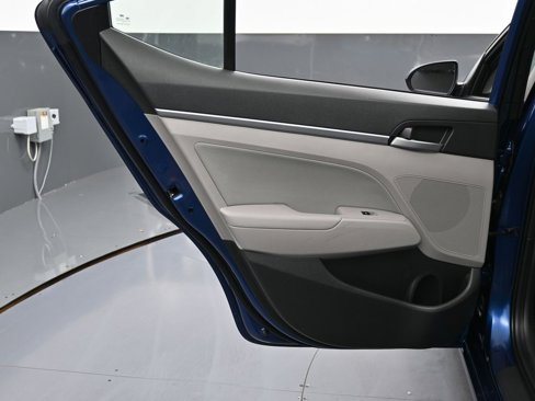 Used 2018 Hyundai Elantra SEL image 36