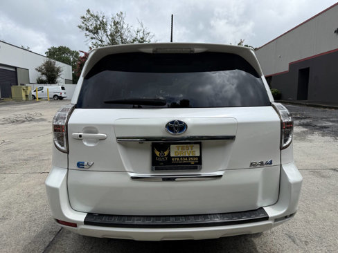 Used 2014 Toyota RAV4 EV image 11