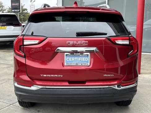 Certified 2022 GMC Terrain SLT image 5