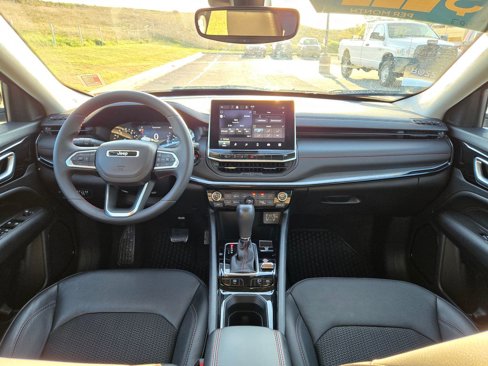 Used 2022 Jeep Compass Trailhawk image 17