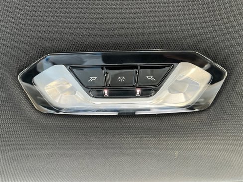Certified 2023 BMW 330i xDrive Sedan w/ Driving Assistance Package image 17