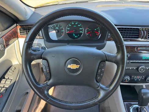 Used 2012 Chevrolet Impala LT w/ LT Sunroof Package image 8