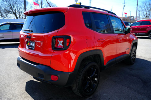 Used 2017 Jeep Renegade Altitude image 7