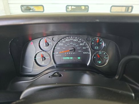 Used 2017 Chevrolet Express 2500 image 12