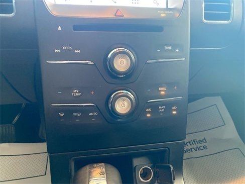 Used 2017 Ford Flex SEL image 31