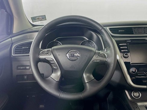 Used 2020 Nissan Murano SV w/ Premium Package image 9