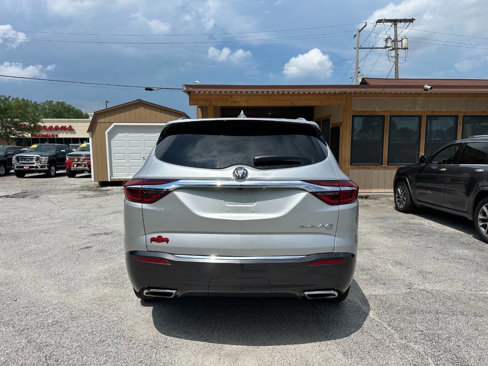 Used 2019 Buick Enclave Essence image 4