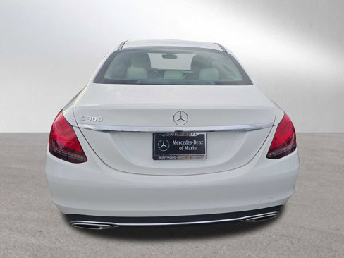 Used 2021 Mercedes-Benz C 300 Sedan image 4