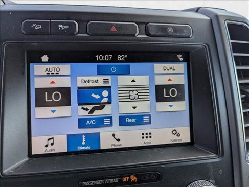 Used 2019 Ford Expedition Max XLT image 18