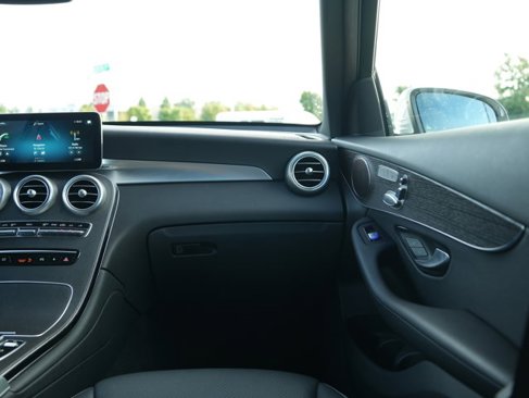 Certified 2022 Mercedes-Benz GLC 300 4MATIC image 26