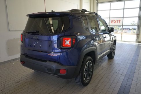 Used 2016 Jeep Renegade Trailhawk image 14