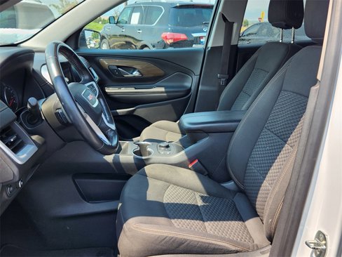Used 2020 GMC Terrain SLE w/ Driver Convenience Package image 8