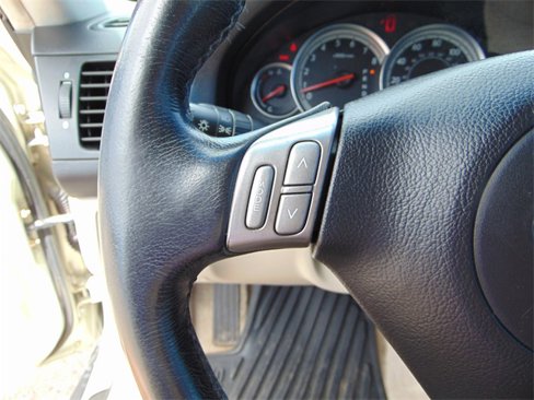 Used 2005 Subaru Outback 3.0R image 17