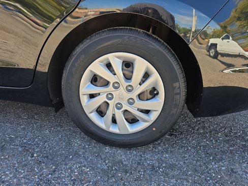 Used 2019 Hyundai Elantra SE w/ Cargo Package image 30