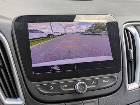 Used 2024 Chevrolet Malibu LT image 20