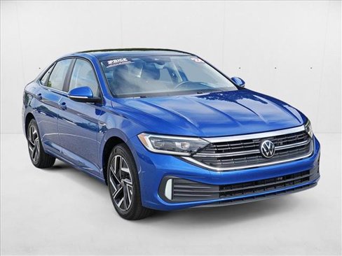 Certified 2024 Volkswagen Jetta SEL image 3