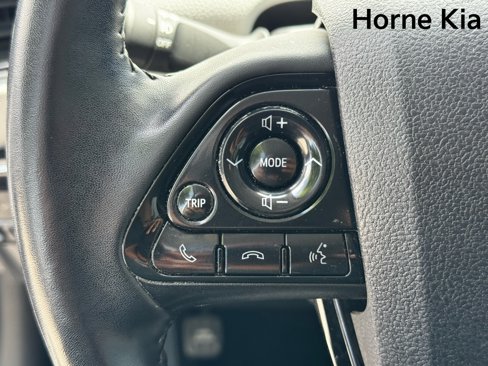 Used 2020 Toyota Prius Prime Limited image 18