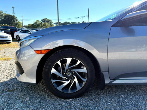 Used 2017 Honda Civic EX image 11