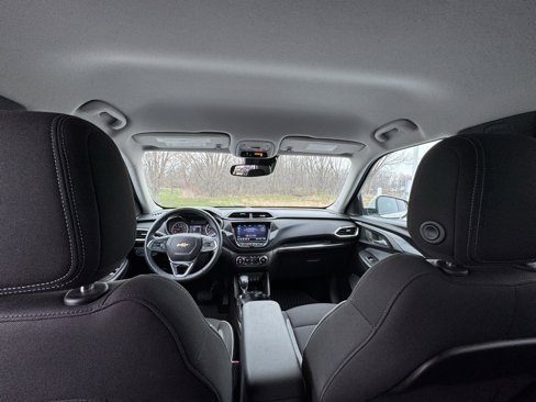Used 2023 Chevrolet TrailBlazer LT image 36