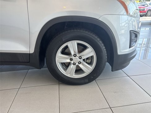 Used 2015 Chevrolet Trax LT w/ LT Plus Package image 14