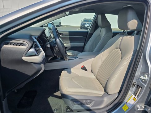 Used 2021 Toyota Camry SE image 20