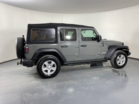 Used 2018 Jeep Wrangler Unlimited Sport S image 6