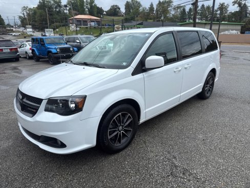 Used 2019 Dodge Grand Caravan GT image 1