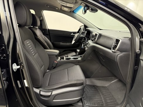 Used 2020 Kia Sportage LX w/ LX Popular Package image 21