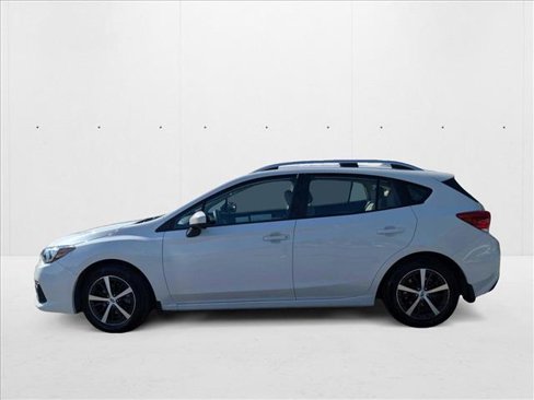 Used 2020 Subaru Impreza 2.0i Premium image 8