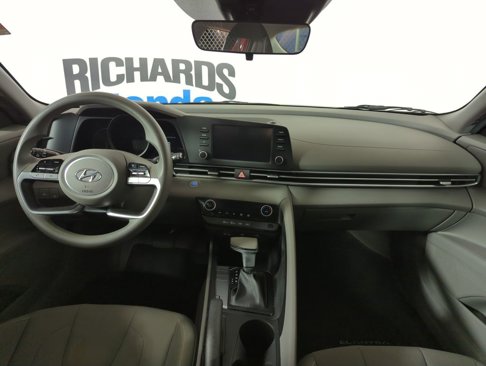 Used 2023 Hyundai Elantra SEL image 10