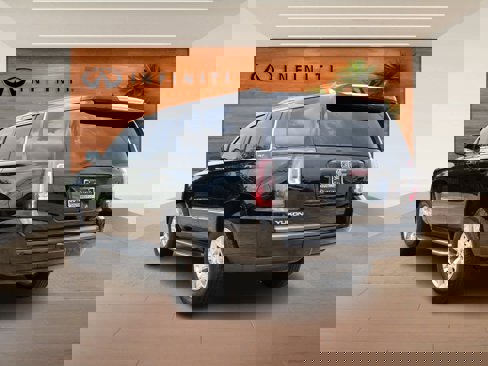 Used 2016 GMC Yukon SLT image 5