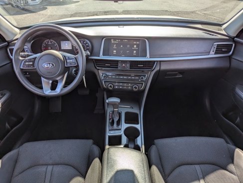 Used 2020 Kia Optima LX image 21