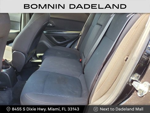 Used 2021 Chevrolet Trax LS w/ Tint and Cruise Package image 11