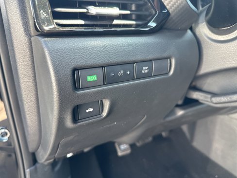 New 2025 Nissan Sentra SV w/ All-Weather Package image 13