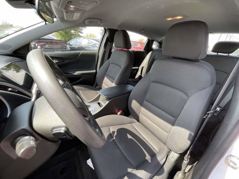 Used 2023 Chevrolet Malibu LT image 27