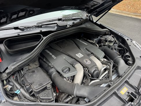 Used 2012 Mercedes-Benz ML 63 AMG 4MATIC image 33
