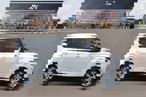New 2025 Kia Soul LX image 2