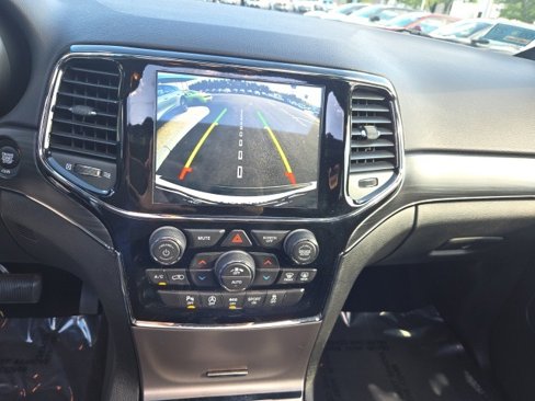 Used 2020 Jeep Grand Cherokee Limited X image 19