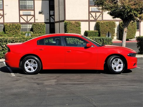 Certified 2022 Dodge Charger SXT image 4