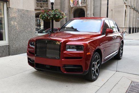 Used 2021 Rolls-Royce Cullinan Black Badge image 1