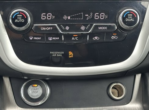 Used 2017 Nissan Murano S image 28