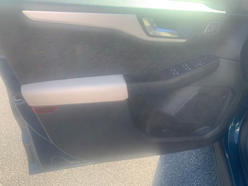Used 2020 Ford Escape SEL image 12