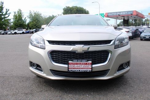 Used 2015 Chevrolet Malibu LT image 8