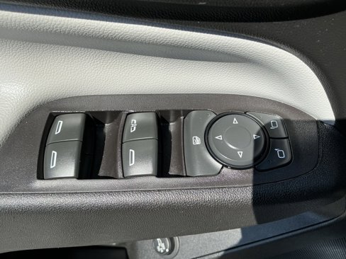 Used 2020 Chevrolet Equinox LT w/ Driver Convenience Package image 66