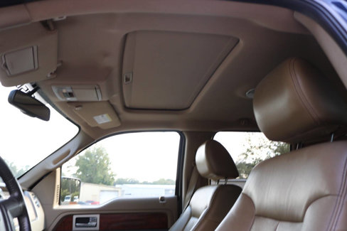 Used 2010 Ford F150 Lariat image 34