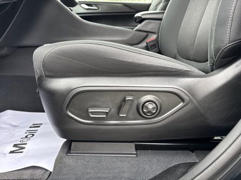 Used 2023 Jeep Grand Cherokee Laredo w/ Luxury Tech Group I image 24