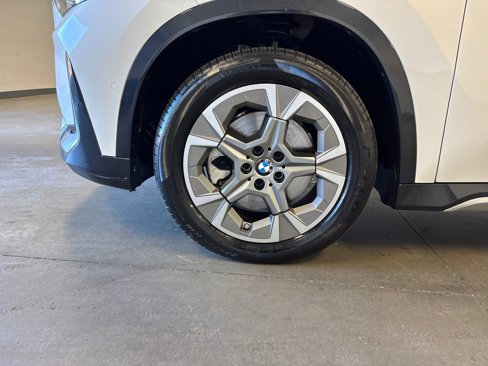 Used 2024 BMW X1 xDrive28i image 10